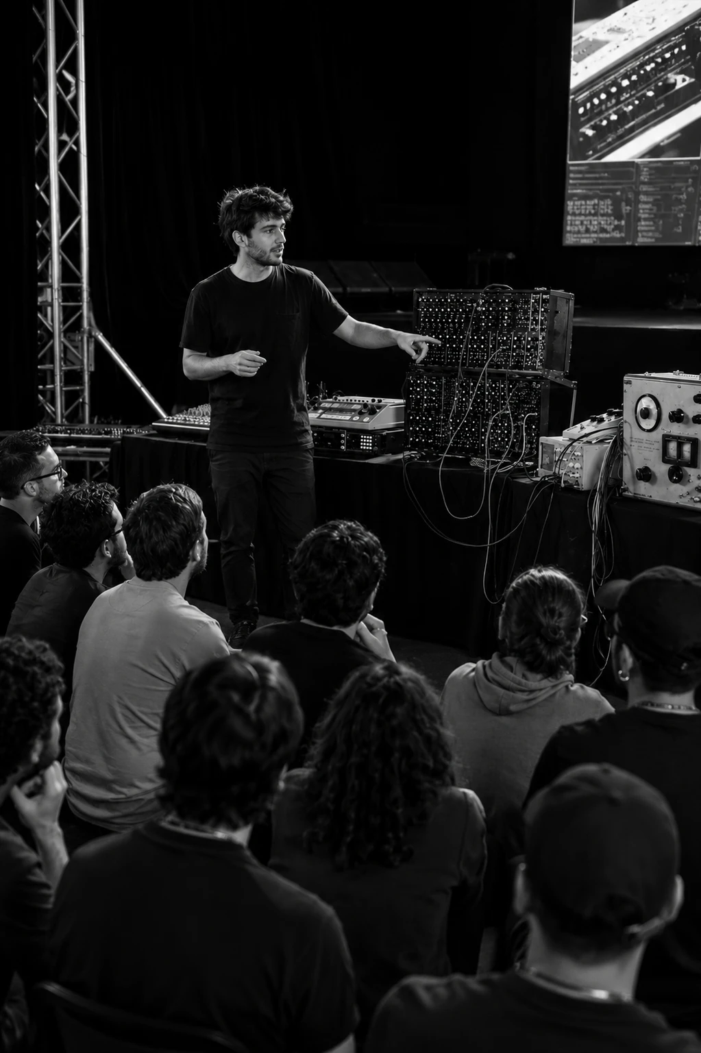 Artist presenting synthesizer techniques